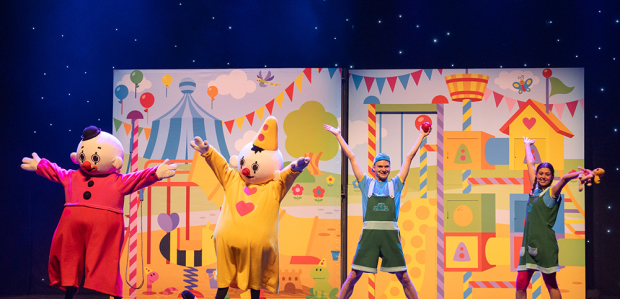 Bumba opent nieuwe show met groot feest!