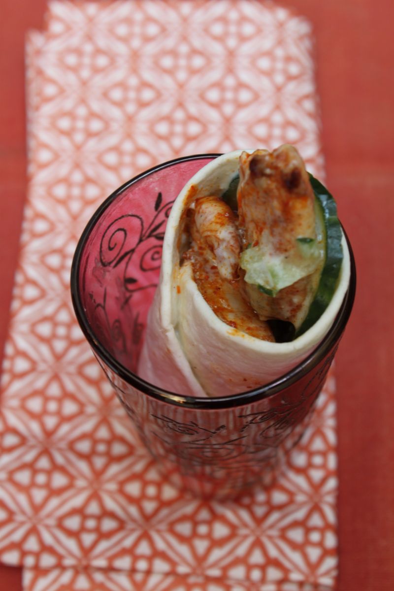 Recept "Wrap met kip tandoori en raita van komkommer" njam!