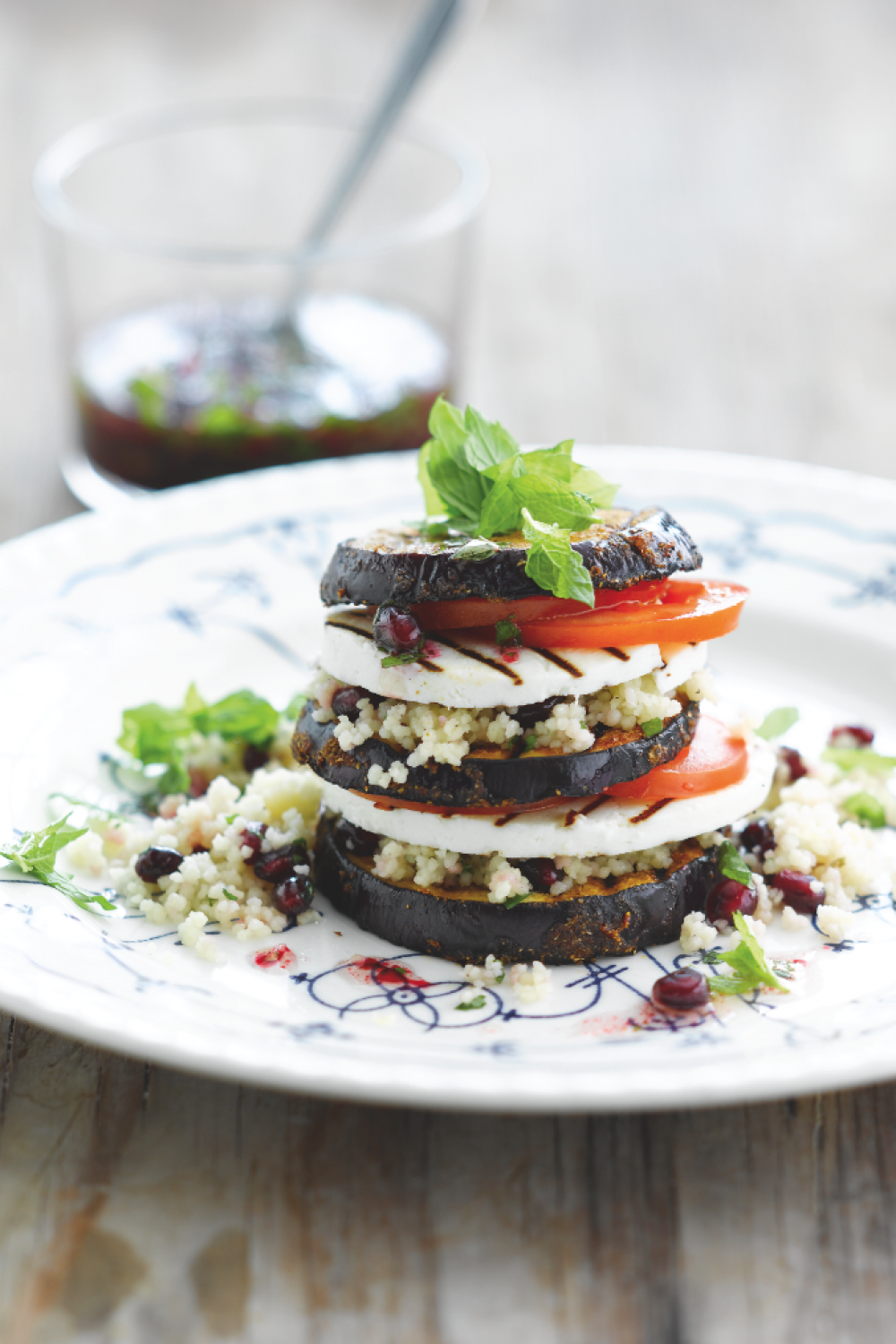 Warme salade met geroosterde aubergine