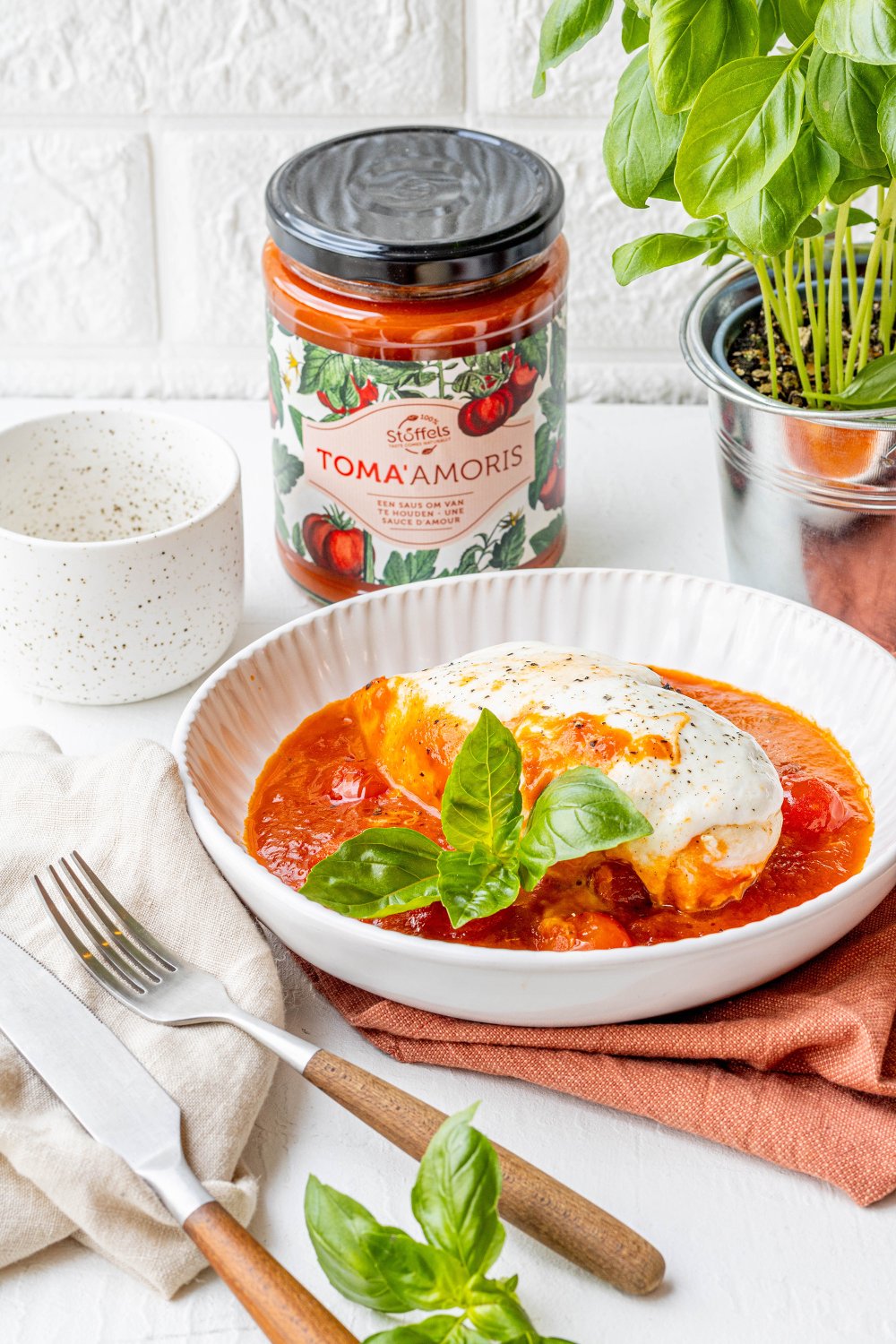 Kip caprese in tomatensaus