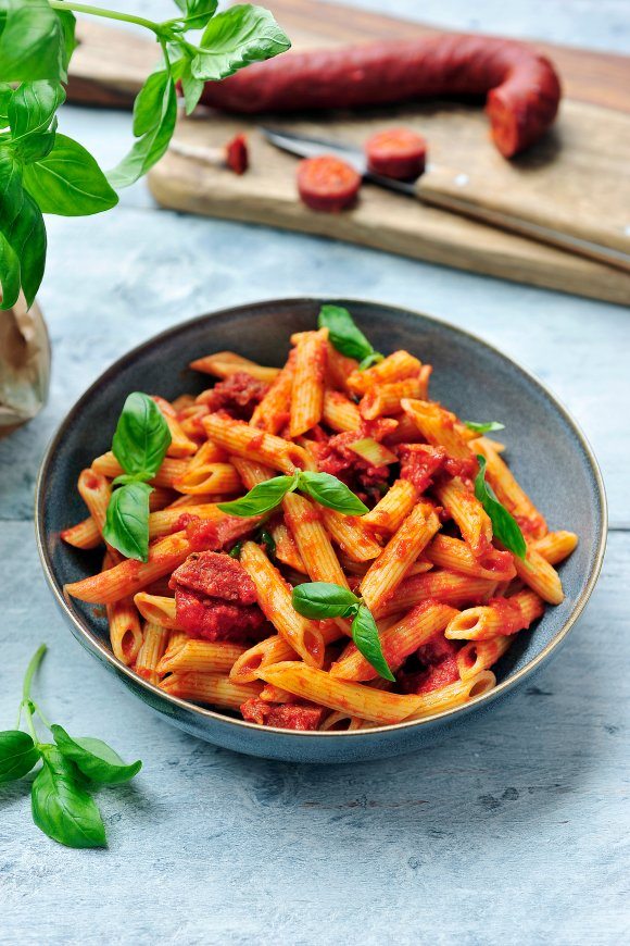 Pasta met spicy chorizosaus