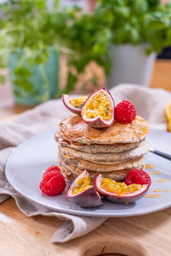 Pancakes met citroen en maanzaadjes