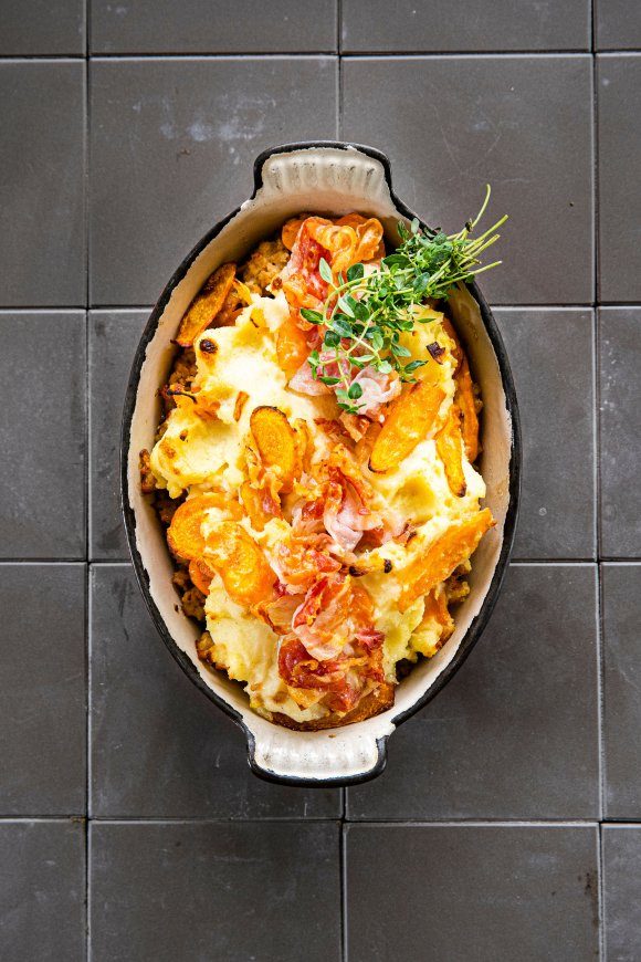 Parmentier met wortel en pancetta