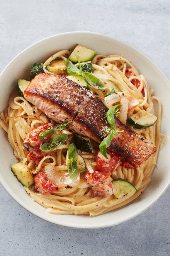 Romige pasta met zalm