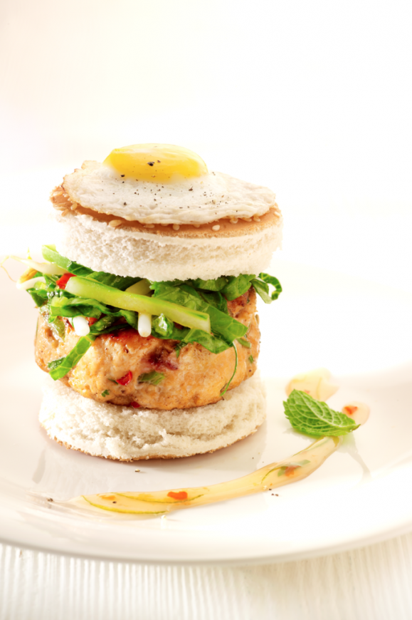 Thaise kipburger met munt