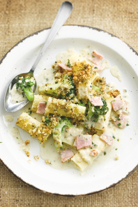 Macaroni met ham & kaas uit de oven