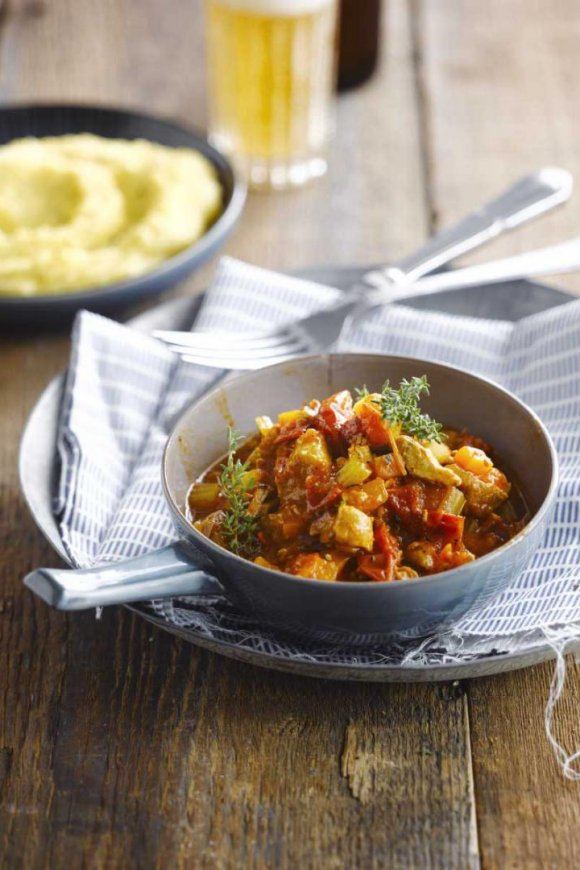 Varkensragout met zachte polenta