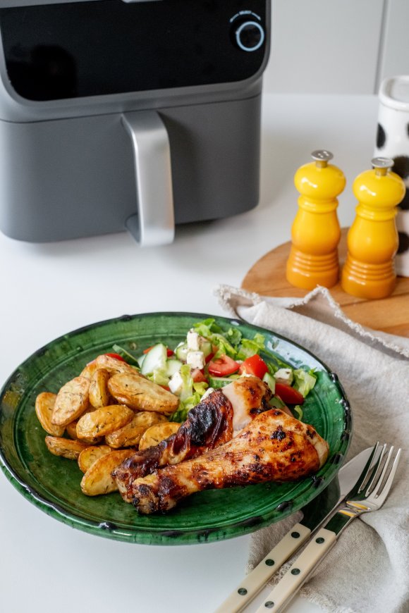 Kipdrumsticks met honing-mosterd en rozemarijnaardappeltjes