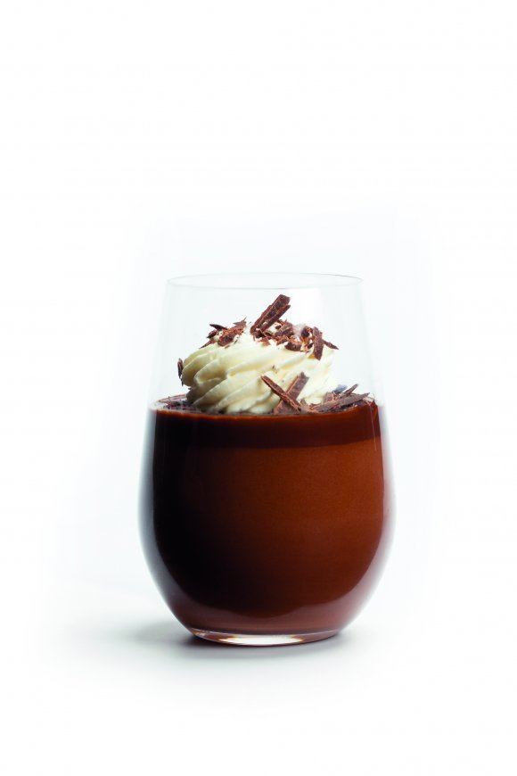 Chocolademousse met ganache en slagroom