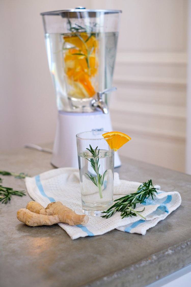 wol te rechtvaardigen Gehoorzaam Recept "Sinaasappel-gember infused water" | njam!
