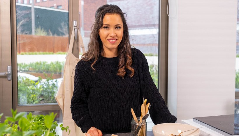 Maak kennis met de nieuwe vegan njam!-foodie Lenna Omrani