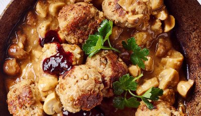 Zweedse linzen-gehaktballetjes met champignonsaus